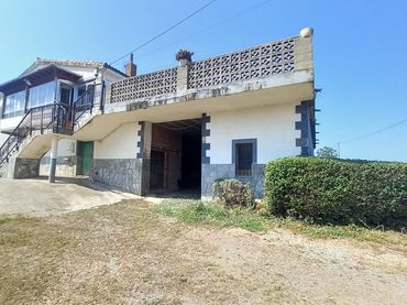 Maison rustique à vendre à Barrio Galizano 35F