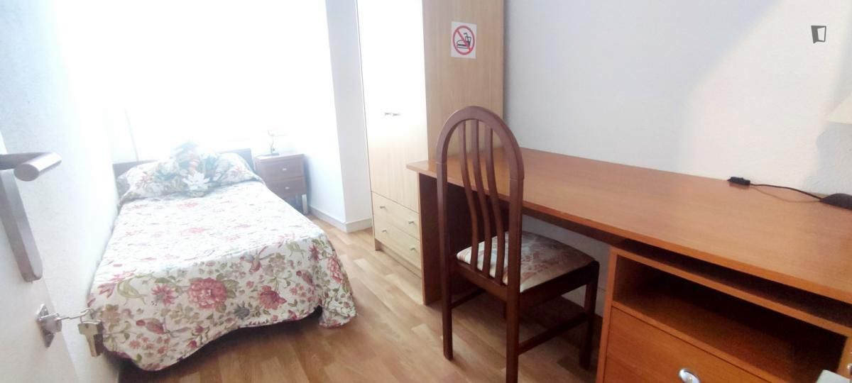 Apartment to share in Estadio Castalia