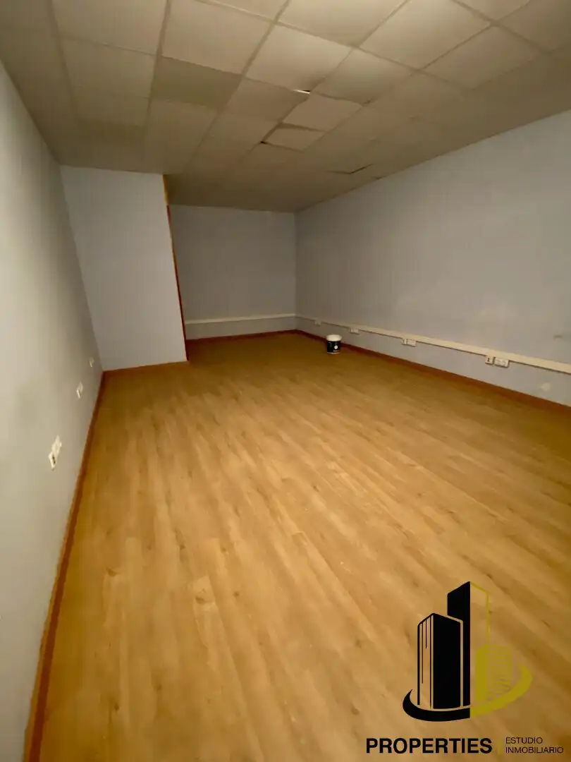 Business premises to rent in Guijuelo, imagen 5