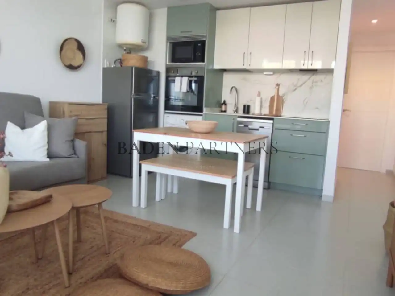 Cocina de Apartamento de alquiler en Vinaròs con Terraza, Trastero y Amueblado