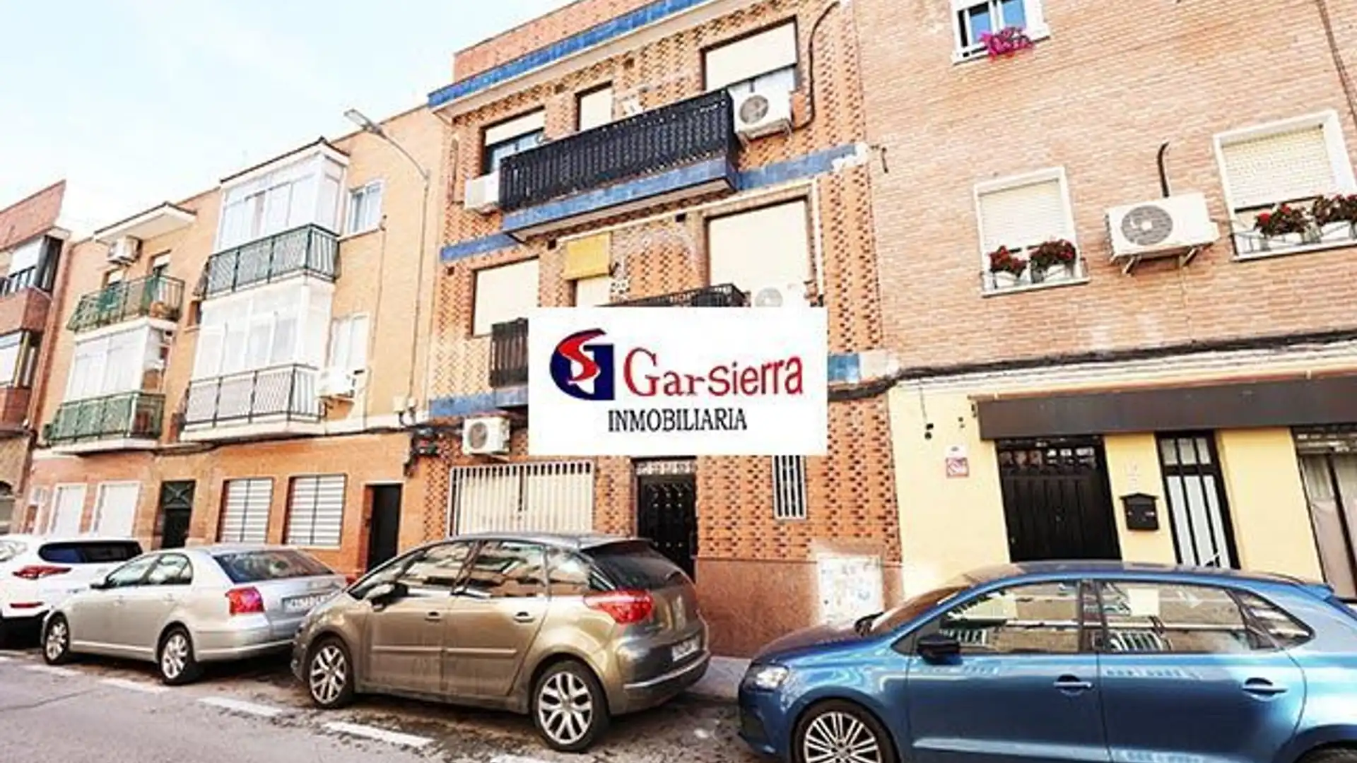 Exterior view of Flat for sale in  Madrid Capital  with Heating