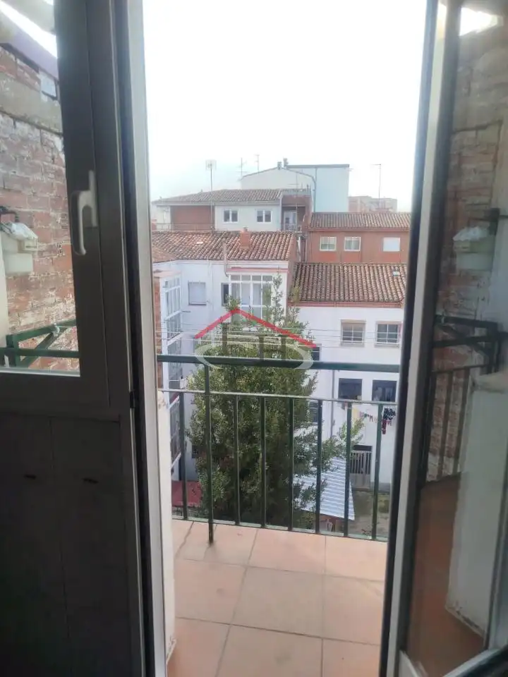 Terraza de Piso en venta en León Capital  con Calefacción, Terraza y Trastero