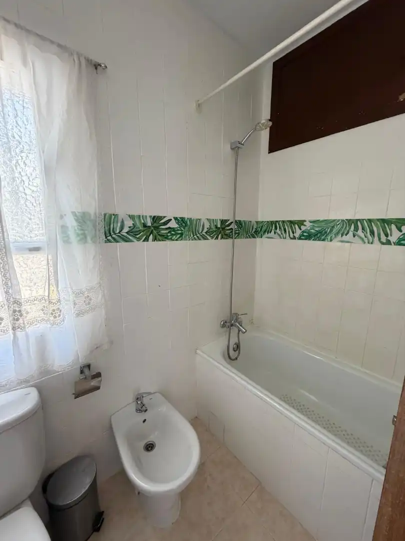 Bany de Casa adosada en venda en Mairena del Aljarafe amb Piscina comunitària