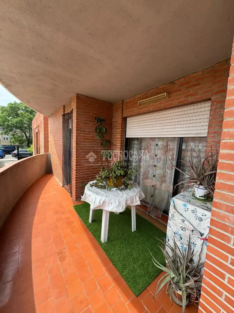 Balcony of Flat for sale in Madrid
