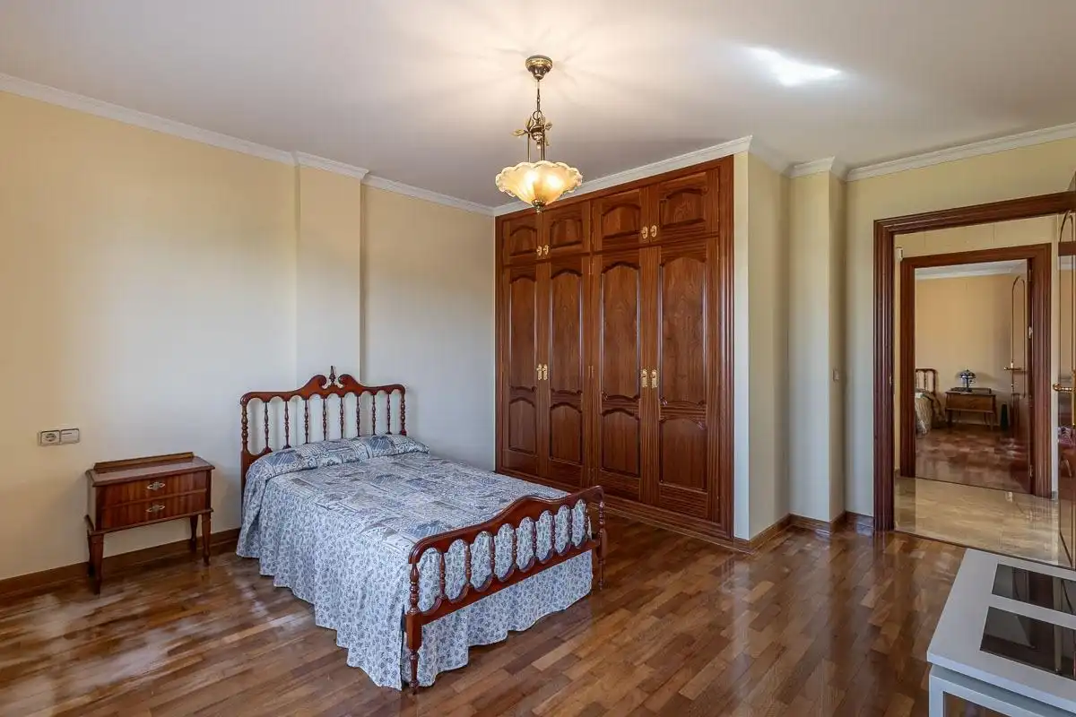 Habitación de Casa o chalet en venta en Cájar con Calefacción, Jardín privado y Terraza