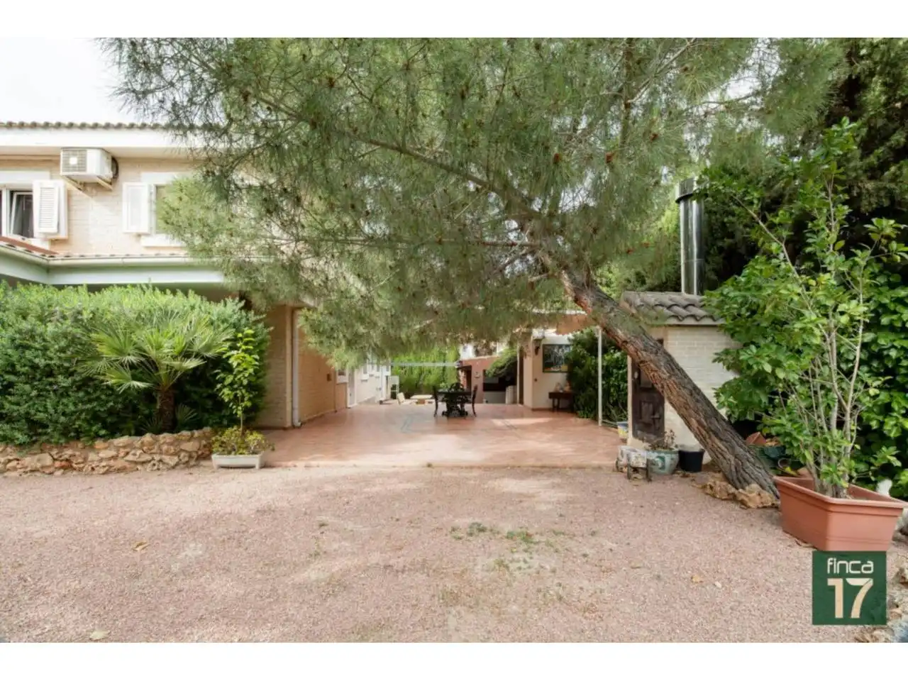 Vista exterior de Casa o xalet en venda en Petrer amb Calefacció, Jardí privat i Terrassa