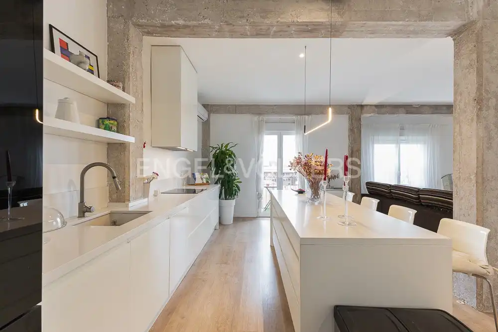 Kitchen of Flat for rent in Valencia  with Air Conditioner, Heating and Parquet flooring