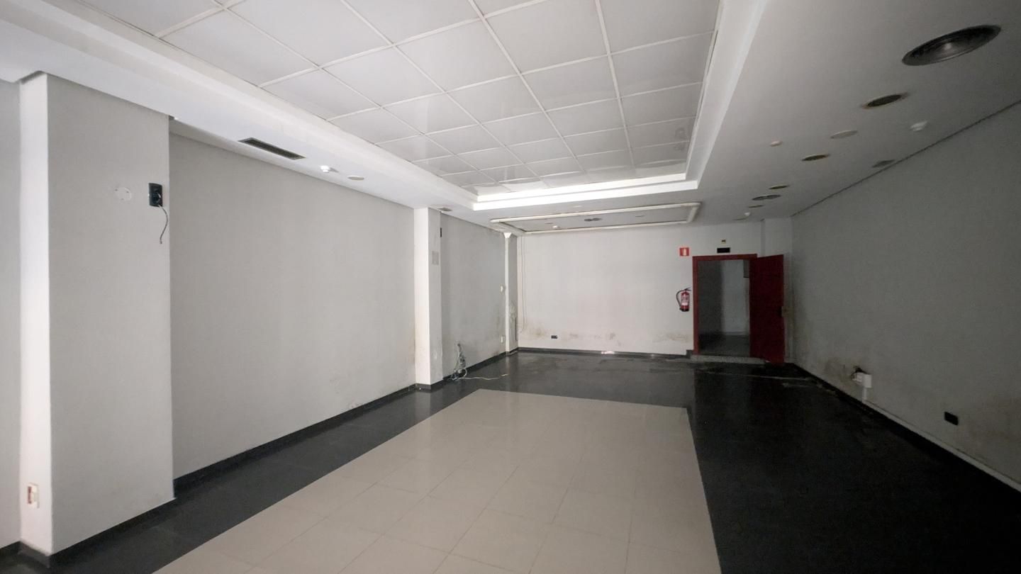 Premises for sale in Barakaldo   with Air Conditioner