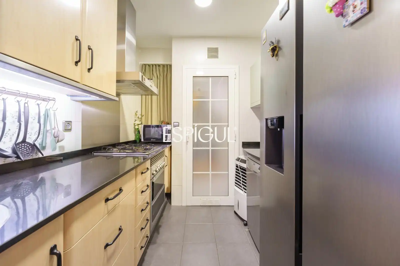 Küche von Wohnung zum Verkauf in Barcelona mit Klimaanlage, Heizung und Parkett