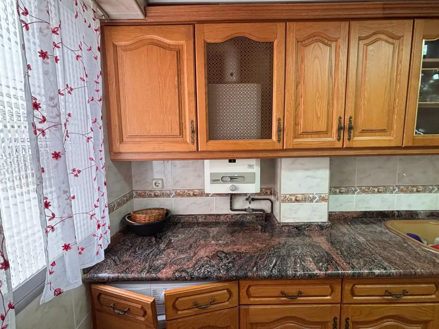 Kitchen of Flat for sale in Valencia  with Air Conditioner and Balcony