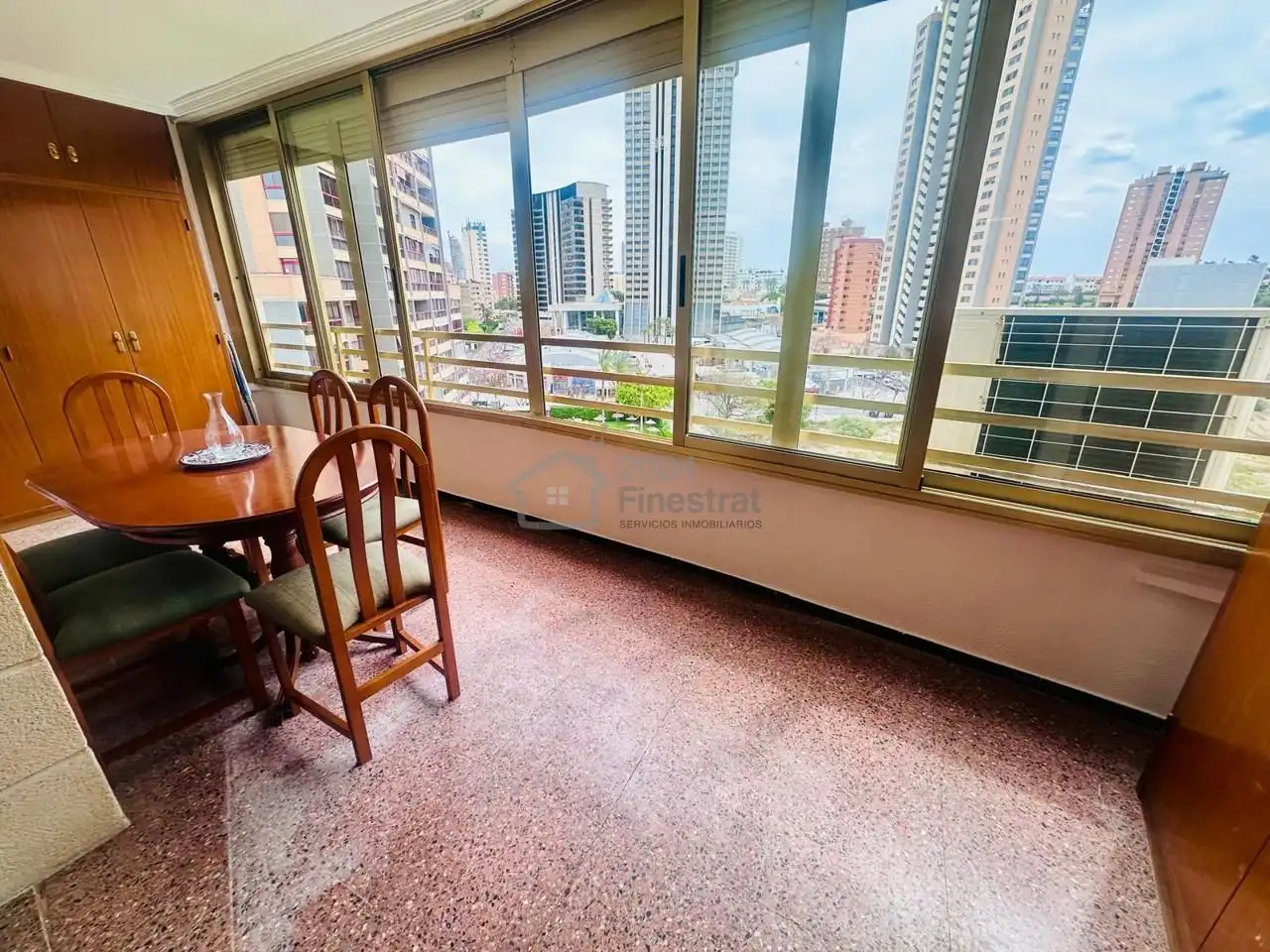 Vista exterior de Piso de alquiler en Benidorm con Aire acondicionado y Amueblado