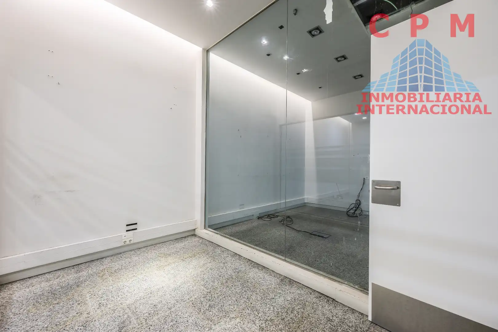 Geschaftsraum zur Miete in Madrid mit Klimaanlage, Heizung und Internet