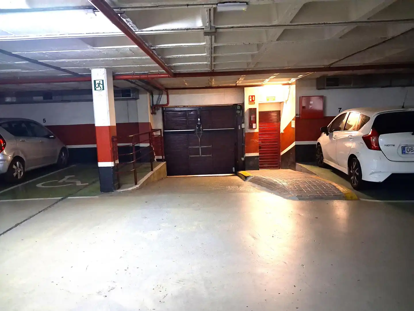 Parkplatz von Garage zum Verkauf in Barcelona