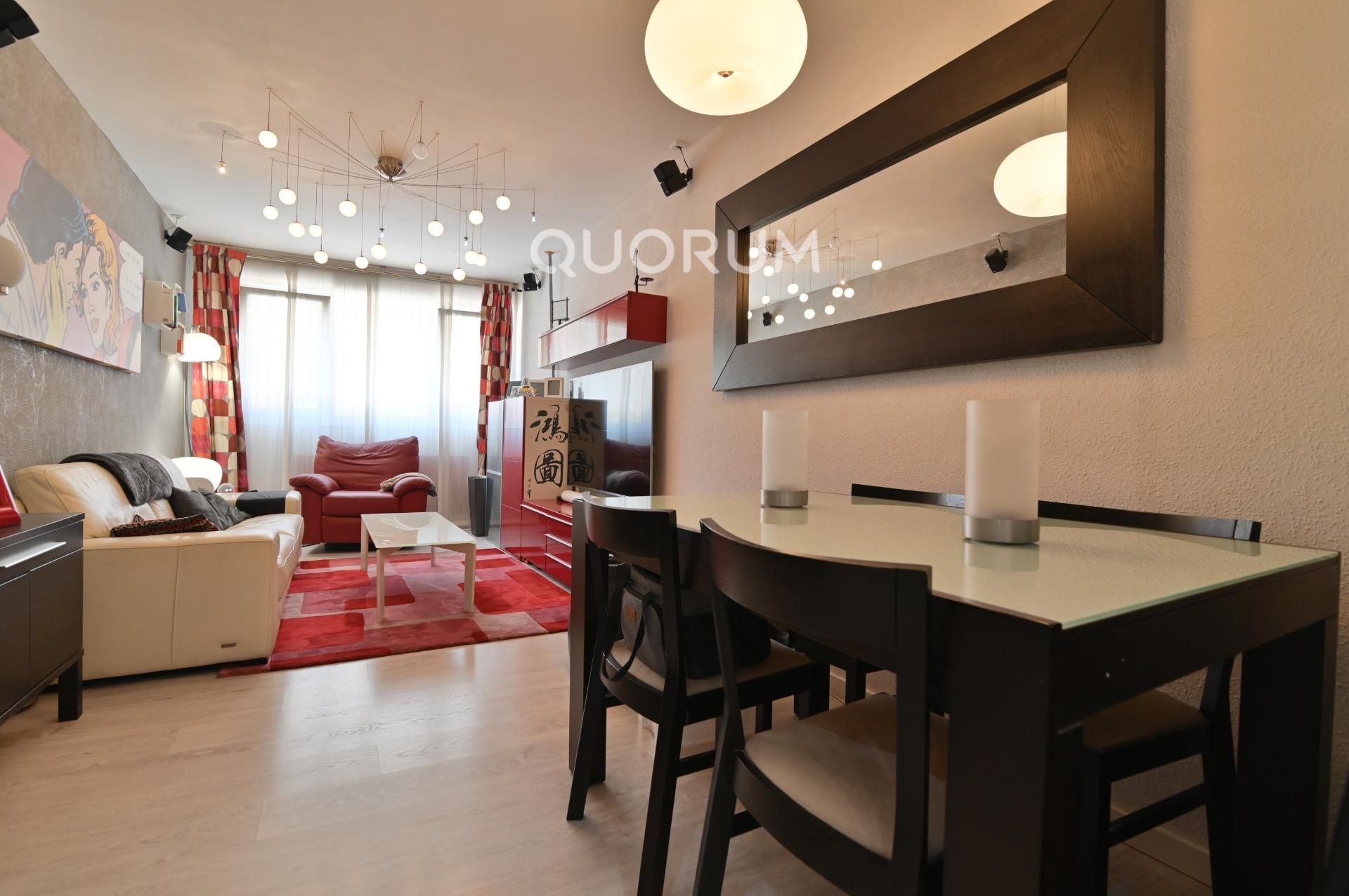 Living room of Flat for sale in Bilbao   with Heating and Storage room