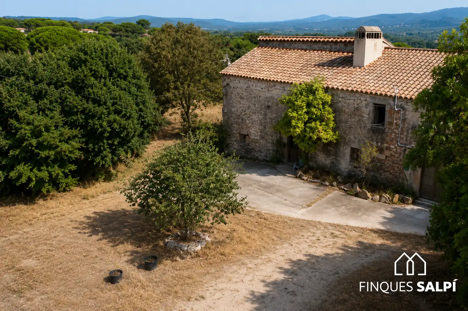 Vista exterior de Finca rústica en venda en Santa Cristina d'Aro amb Jardí privat