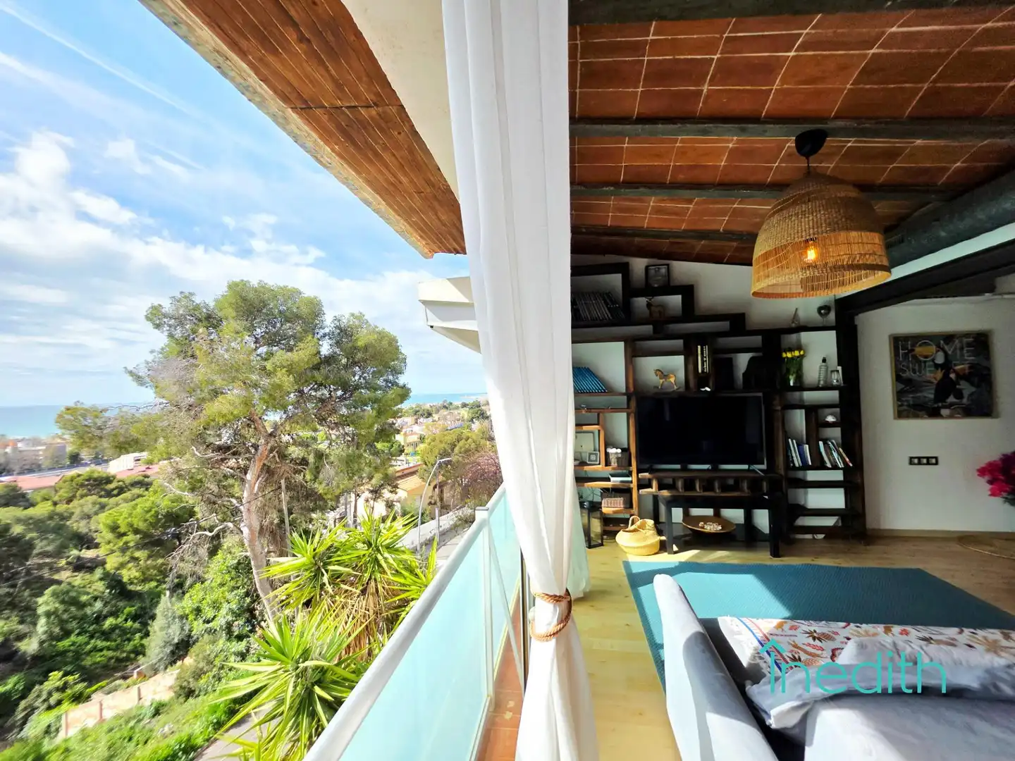 Balcony of Houses for sale in Castelldefels  with Air Conditioner, Heating and Private garden