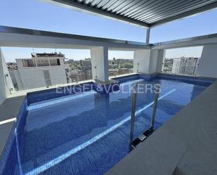 Piscina de Àtic en venda en  Madrid Capital amb Aire condicionat, Calefacció i Terrassa