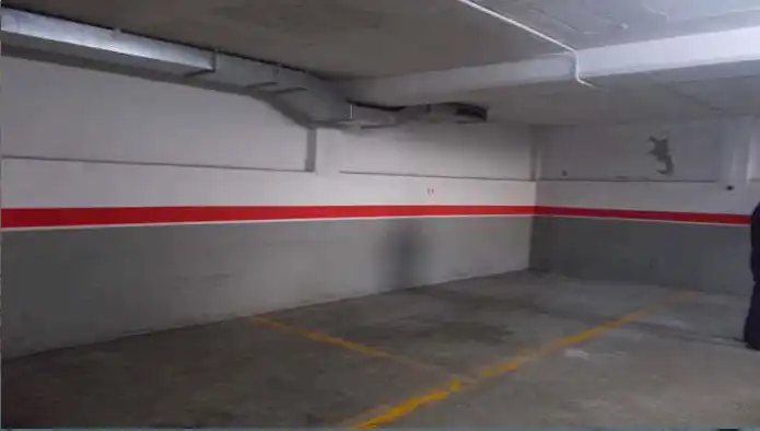 Parking with lift for sale in C/ Cristofol Colom, imagen 3