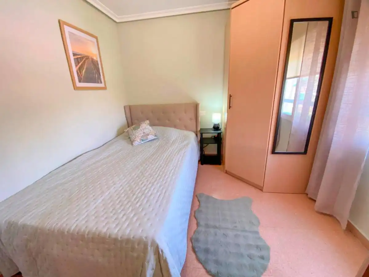 Bedroom of Apartments for share in Norte