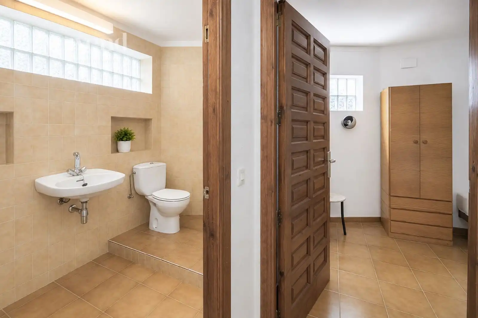 Bathroom of Houses for sale in Roses  with Air Conditioner, Heating and Private garden