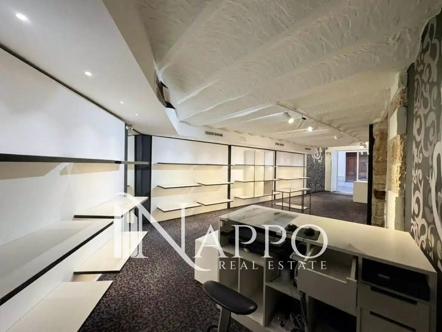 Local comercial en traspàs a Centre, imagen 4