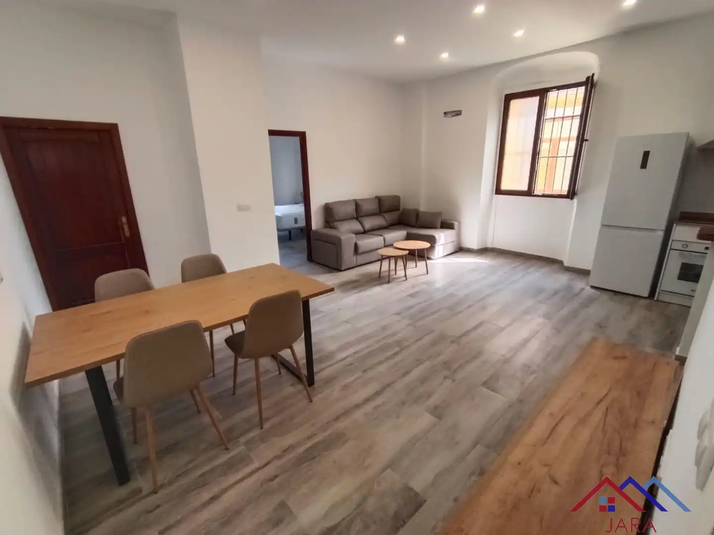 Sala d'estar de Apartament de lloguer en Jerez de la Frontera amb Aire condicionat, Calefacció i Terrassa