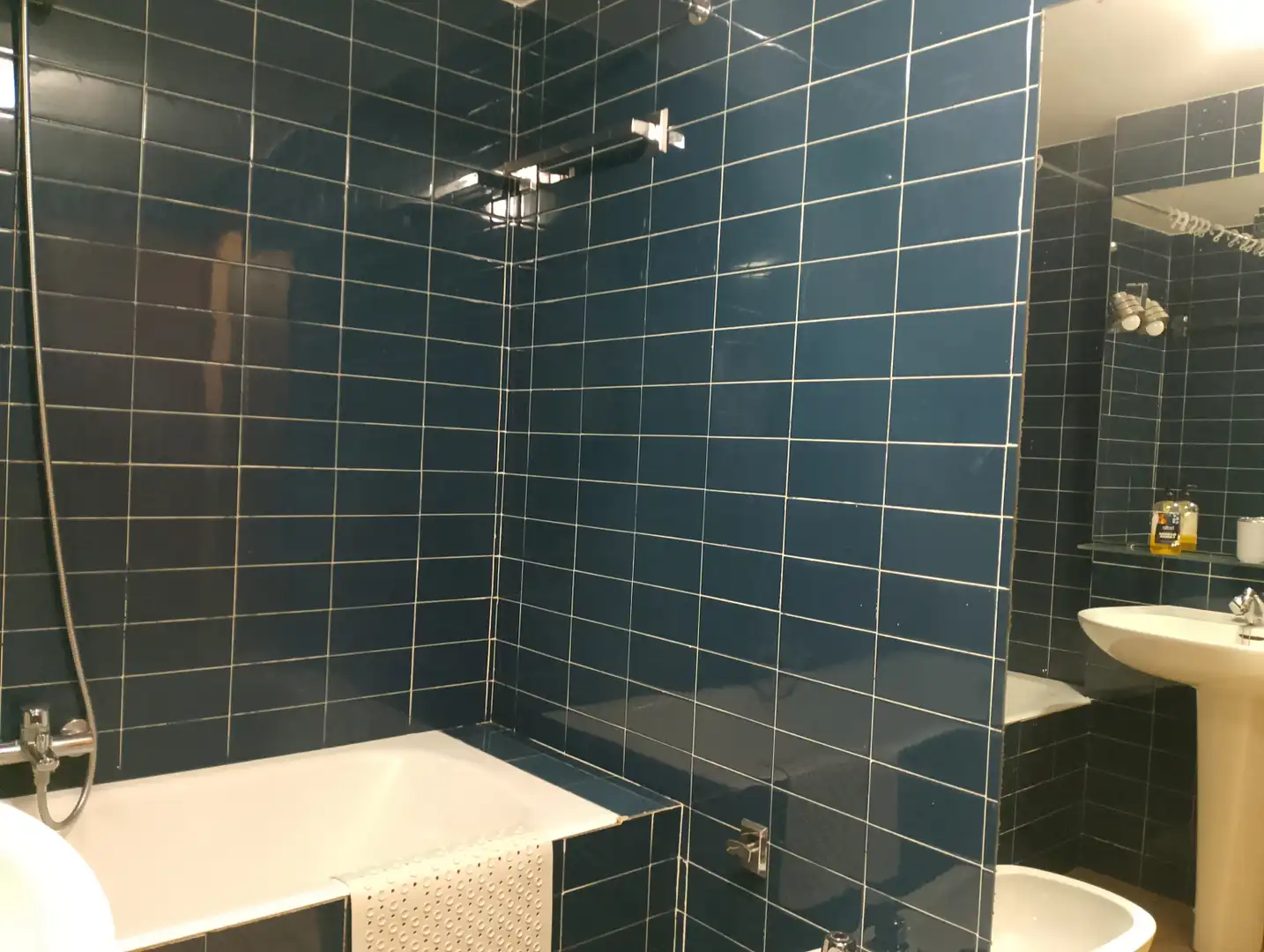 Badezimmer von Wohnung zur Miete in Donostia - San Sebastián  mit Heizung, Terrasse und Möbliert