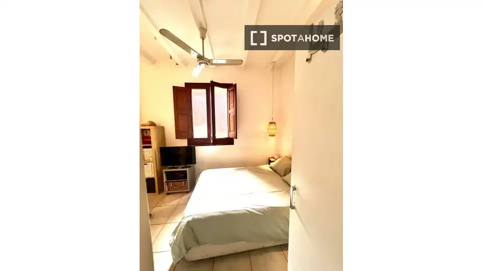 Piso con terraza en alquiler en Ciutat Vella, imagen 15