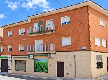 Flat with balcony for sale in Calle Mediodía