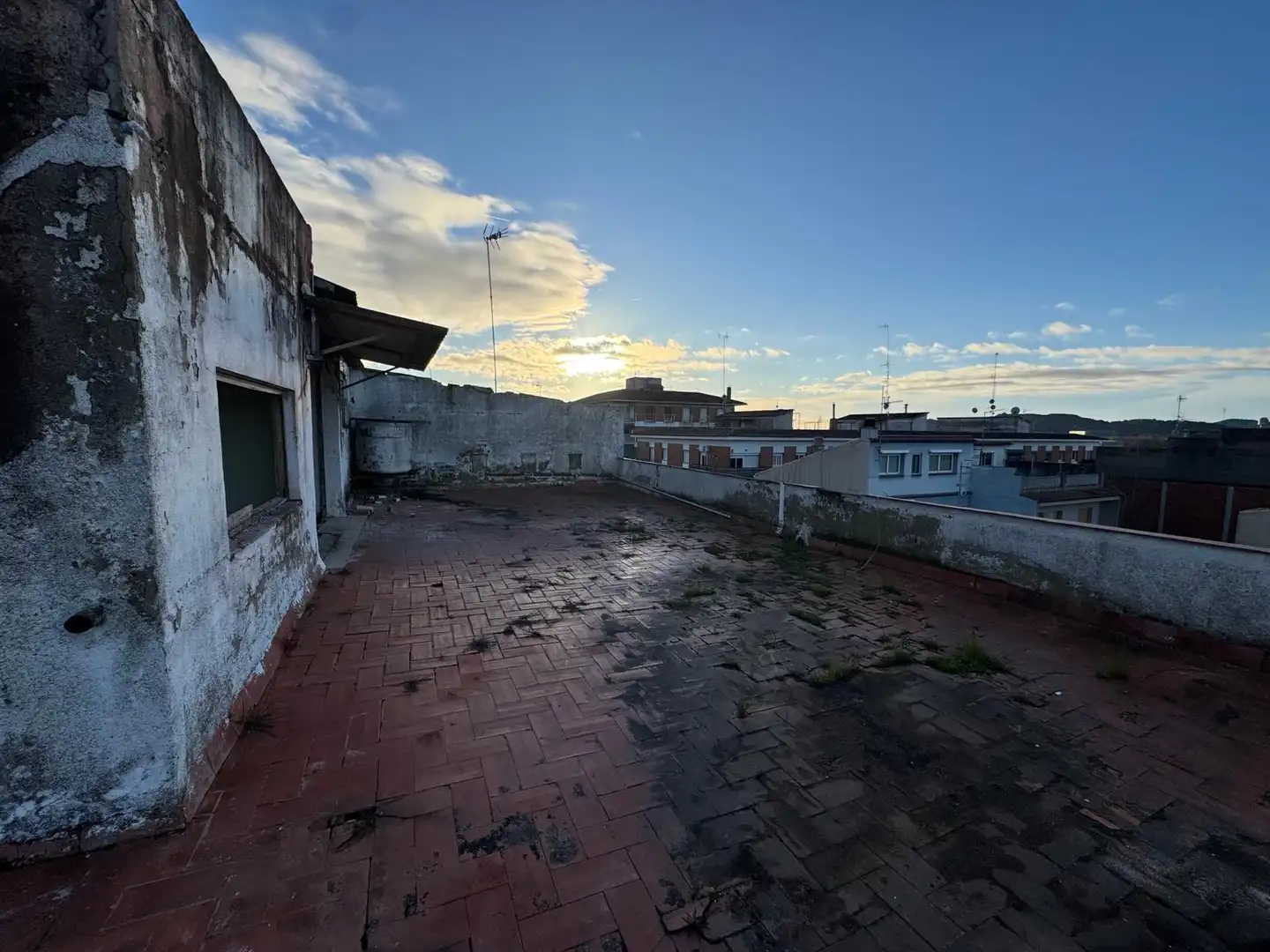 Vista exterior de Edificio en venta en Tordera