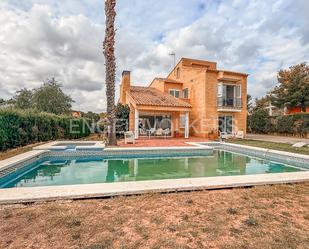 Vista exterior de Casa o xalet de lloguer en Puçol amb Aire condicionat, Calefacció i Jardí privat