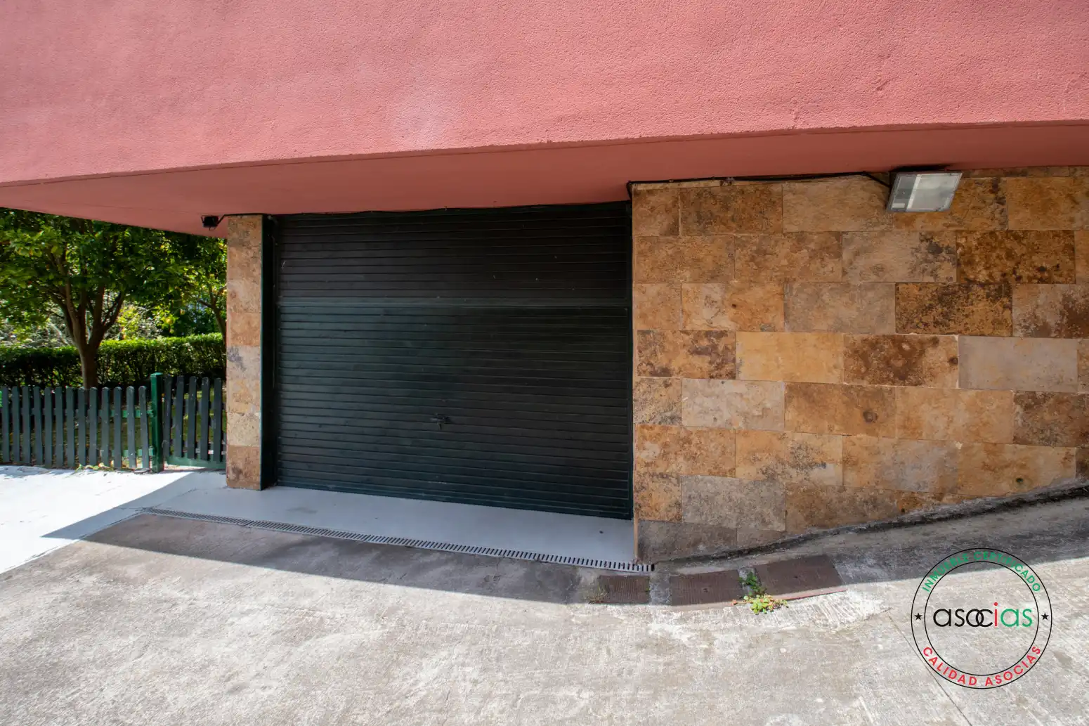 Parking de Casa o chalet en venta en Colunga con Calefacción, Jardín privado y Terraza