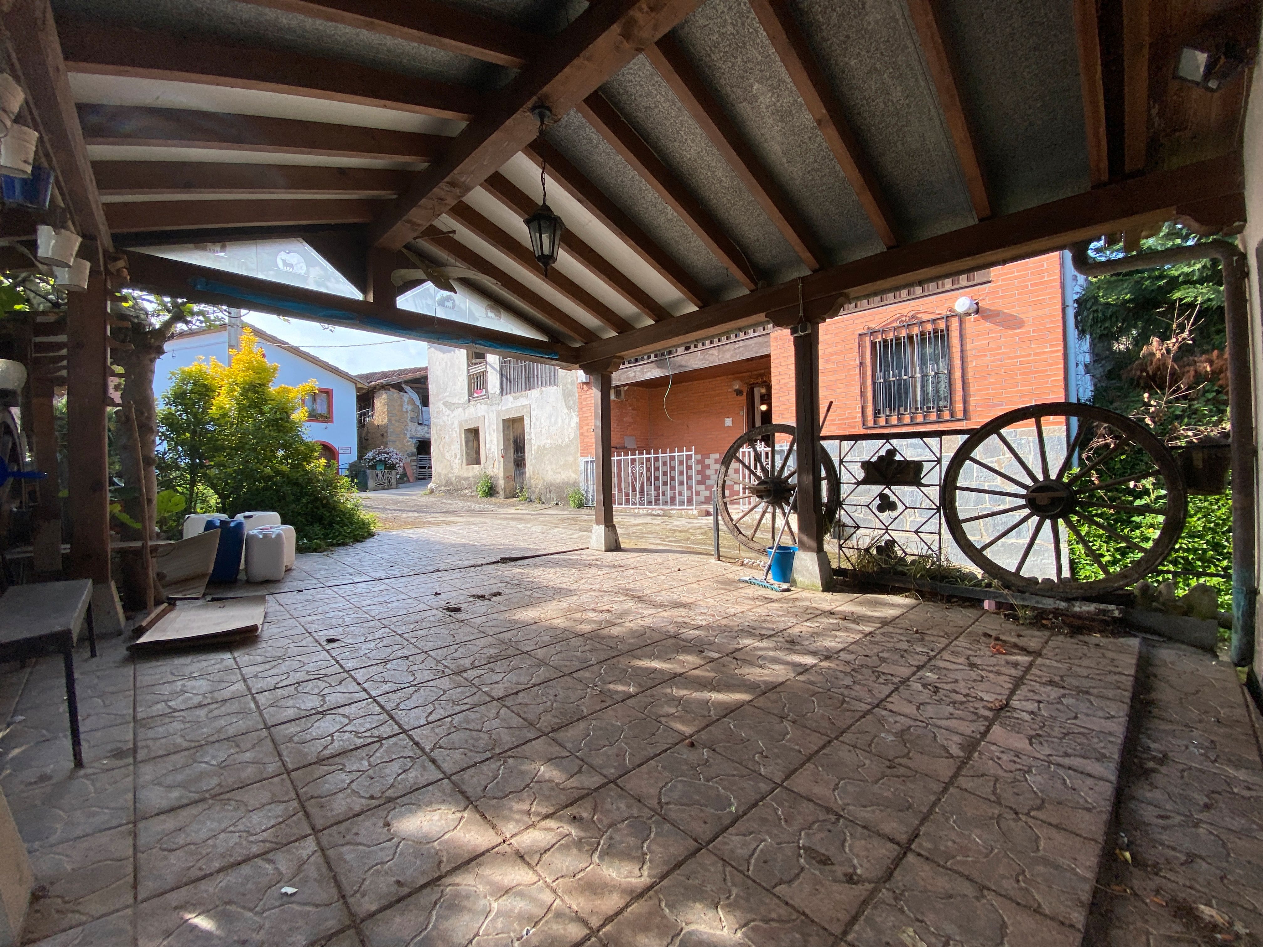 Exterior view of House or chalet for sale in Llanes  with Private garden, Terrace and Storage room