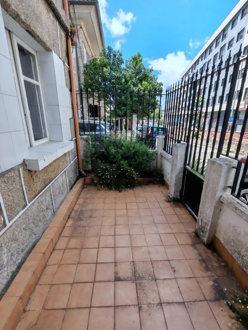 Exterior view of Ground floor for sale in Vigo   with Terrace and Storage room