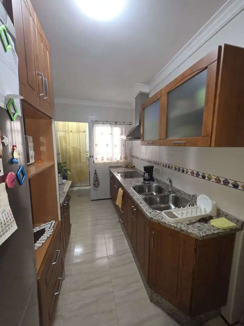 Cocina de Piso en venta en Lora del Río con Terraza y Trastero