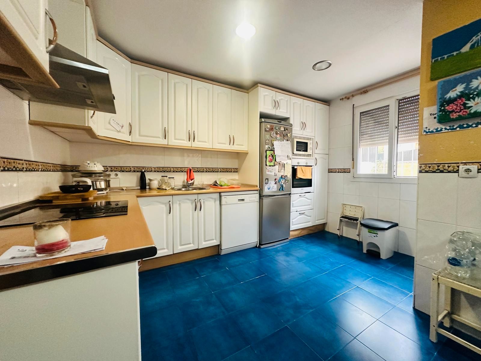 Cuina de Casa adosada en venda en Mérida amb Aire condicionat, Calefacció i Terrassa