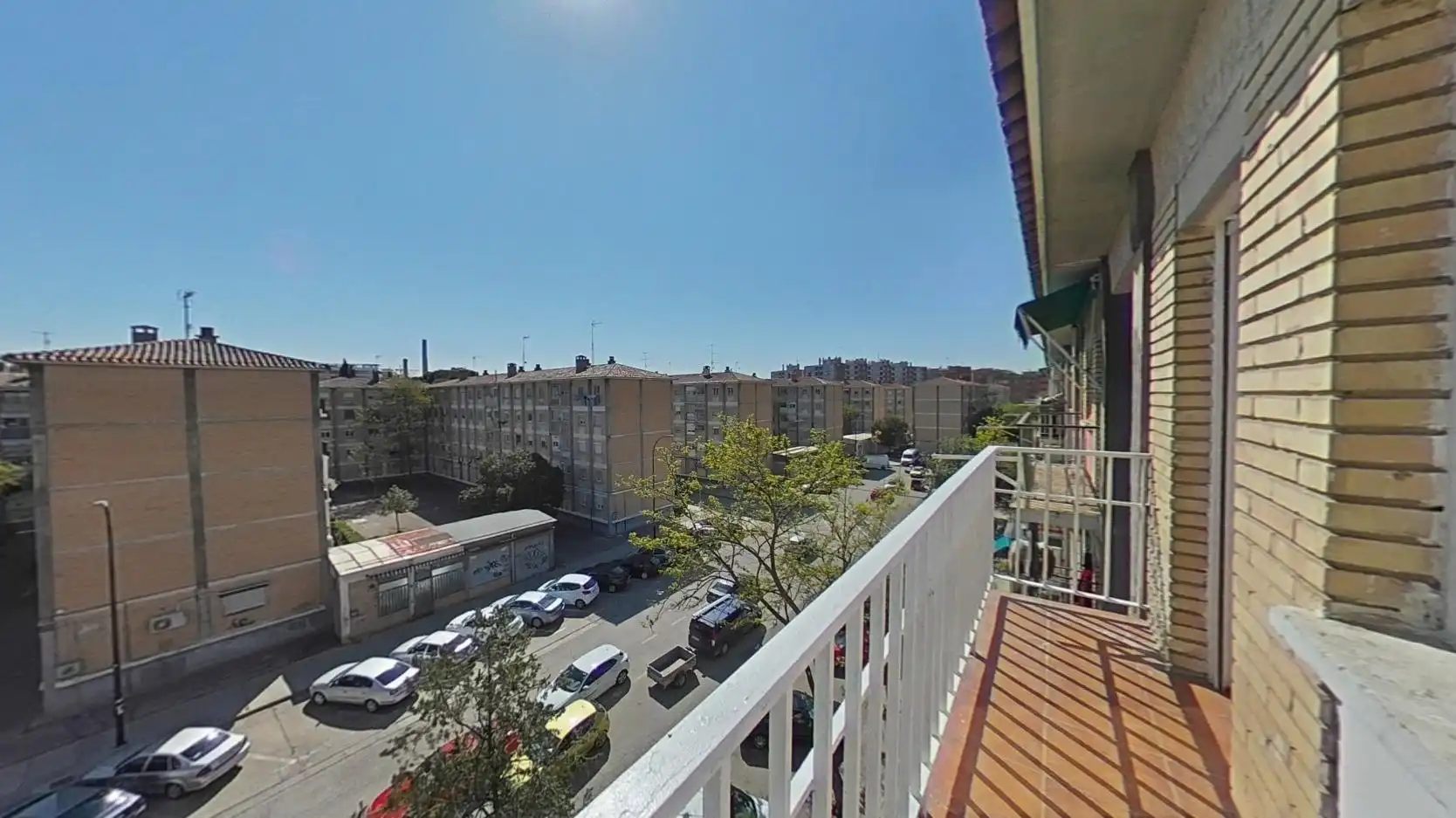 Vista exterior de Piso en venta en Zaragoza con Calefacción, Parquet y Horno