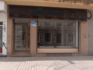 Local comercial en venda a Casco Antiguo