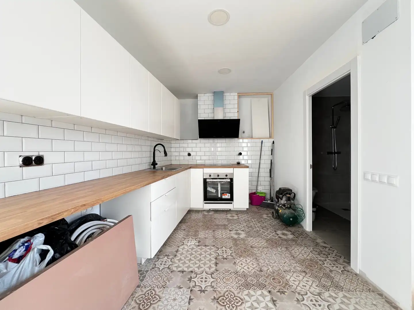 Küche von Maisonette zum Verkauf in Badalona mit Klimaanlage