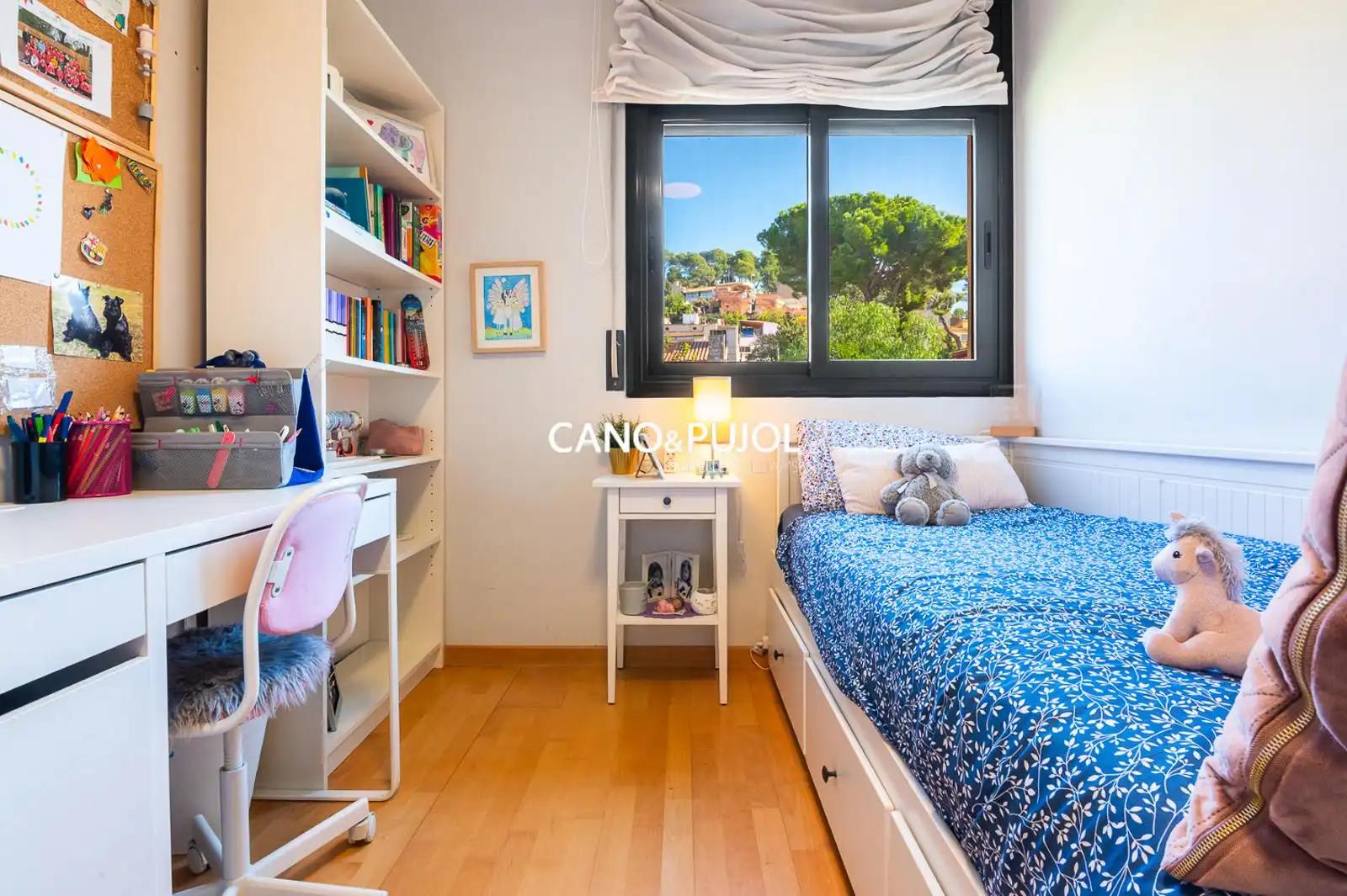 Habitación de Casa o chalet en venta en Terrassa con Aire acondicionado, Calefacción y Terraza