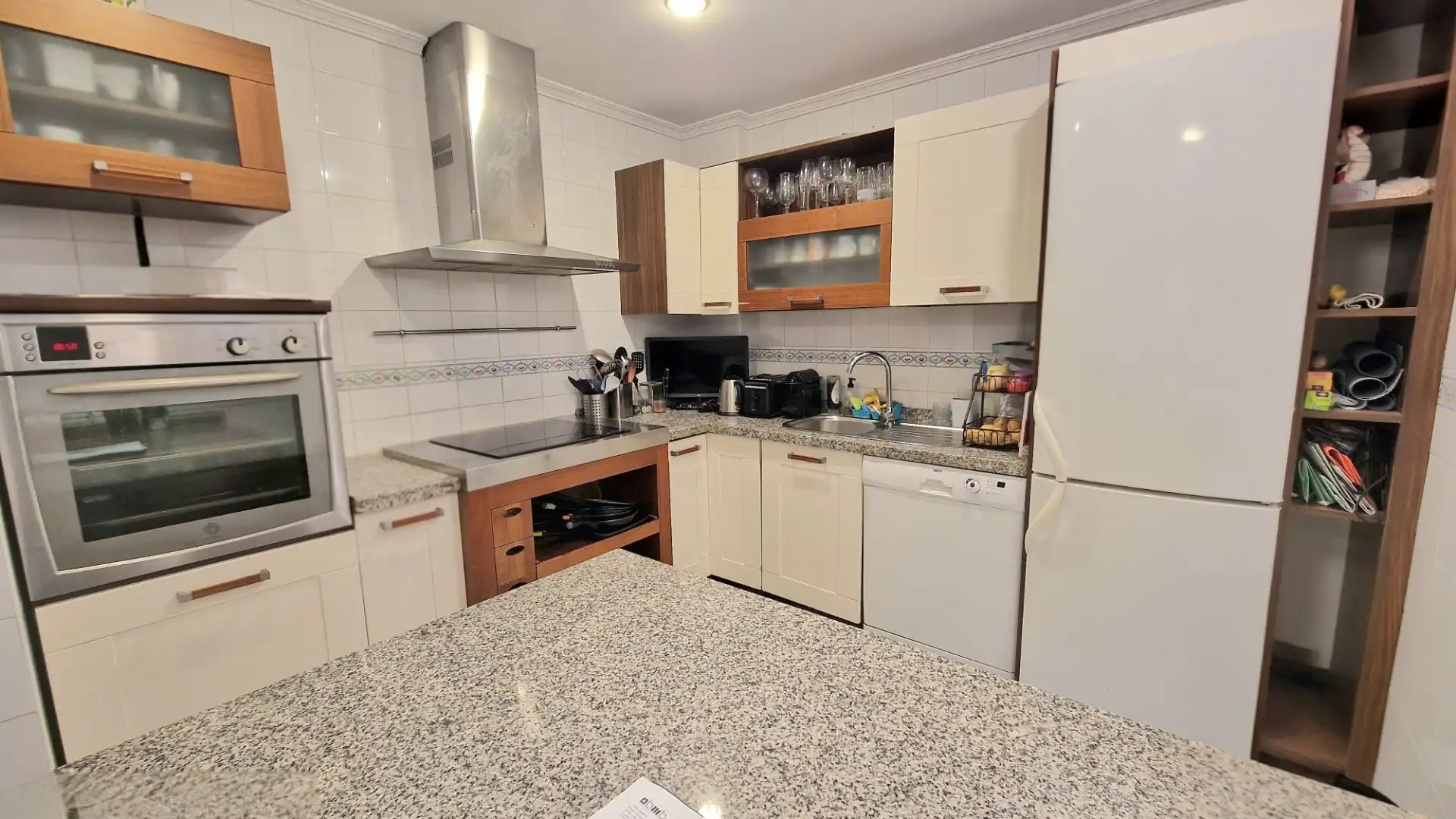 Cocina de Casa adosada en venta en Mairena del Aljarafe con Aire acondicionado