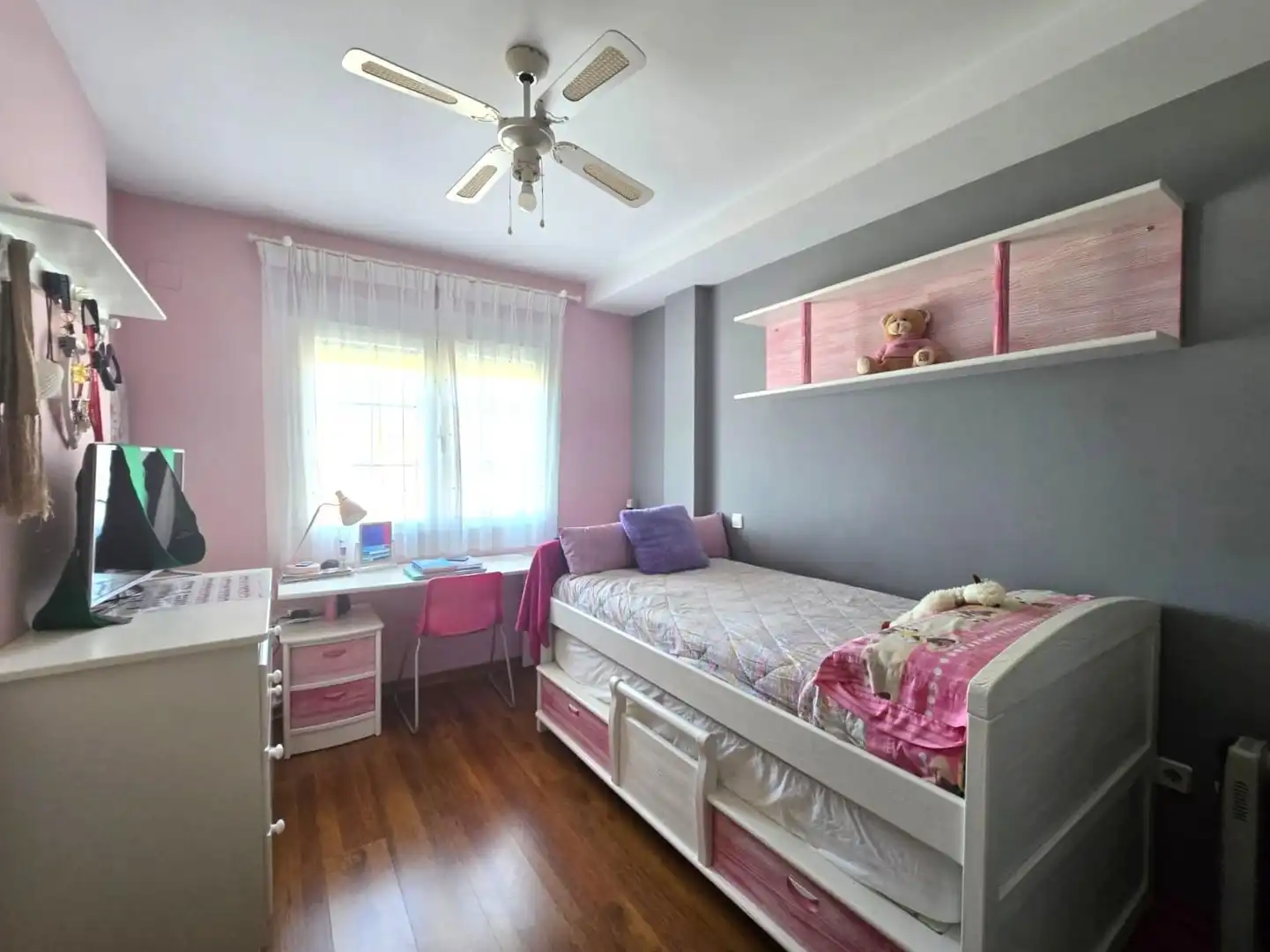 Habitación de Casa adosada en venta en Talavera de la Reina con Aire acondicionado, Calefacción y Terraza