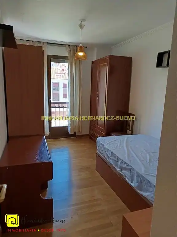 Habitación de Piso de alquiler en Salamanca con Calefacción y Amueblado