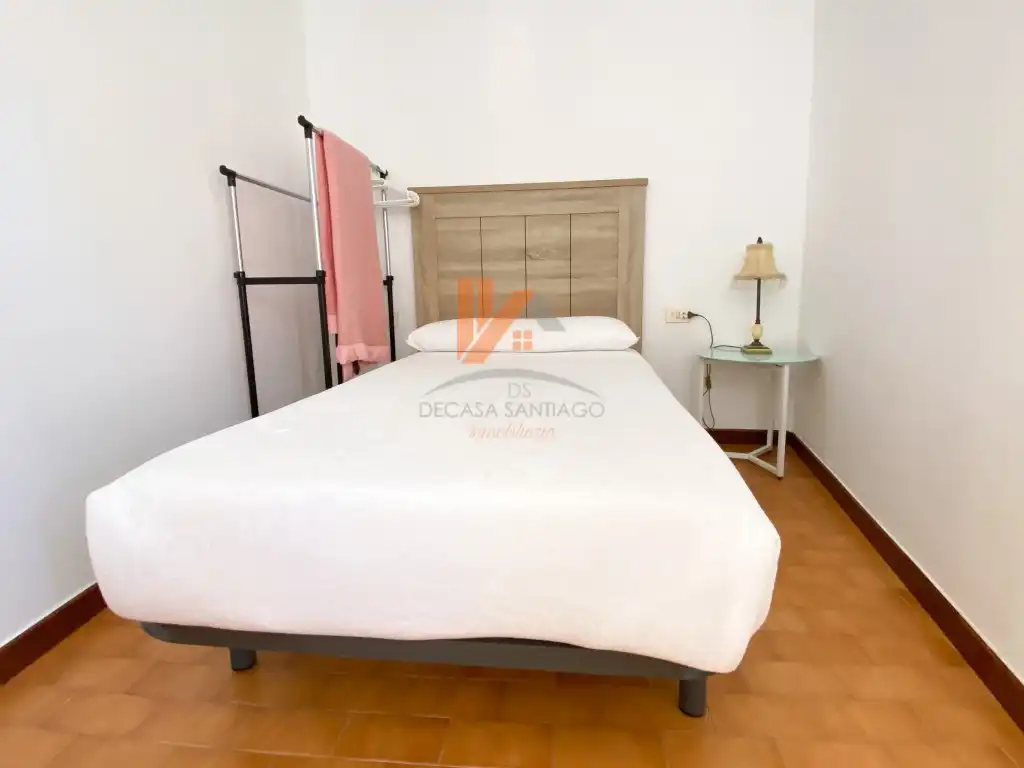 Dormitori de Casa o xalet en venda en Ribeira amb Jardí privat i Forn
