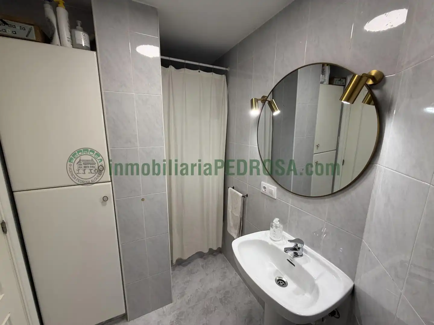 Baño de Ático en venta en Pontevedra Capital  con Calefacción y Terraza