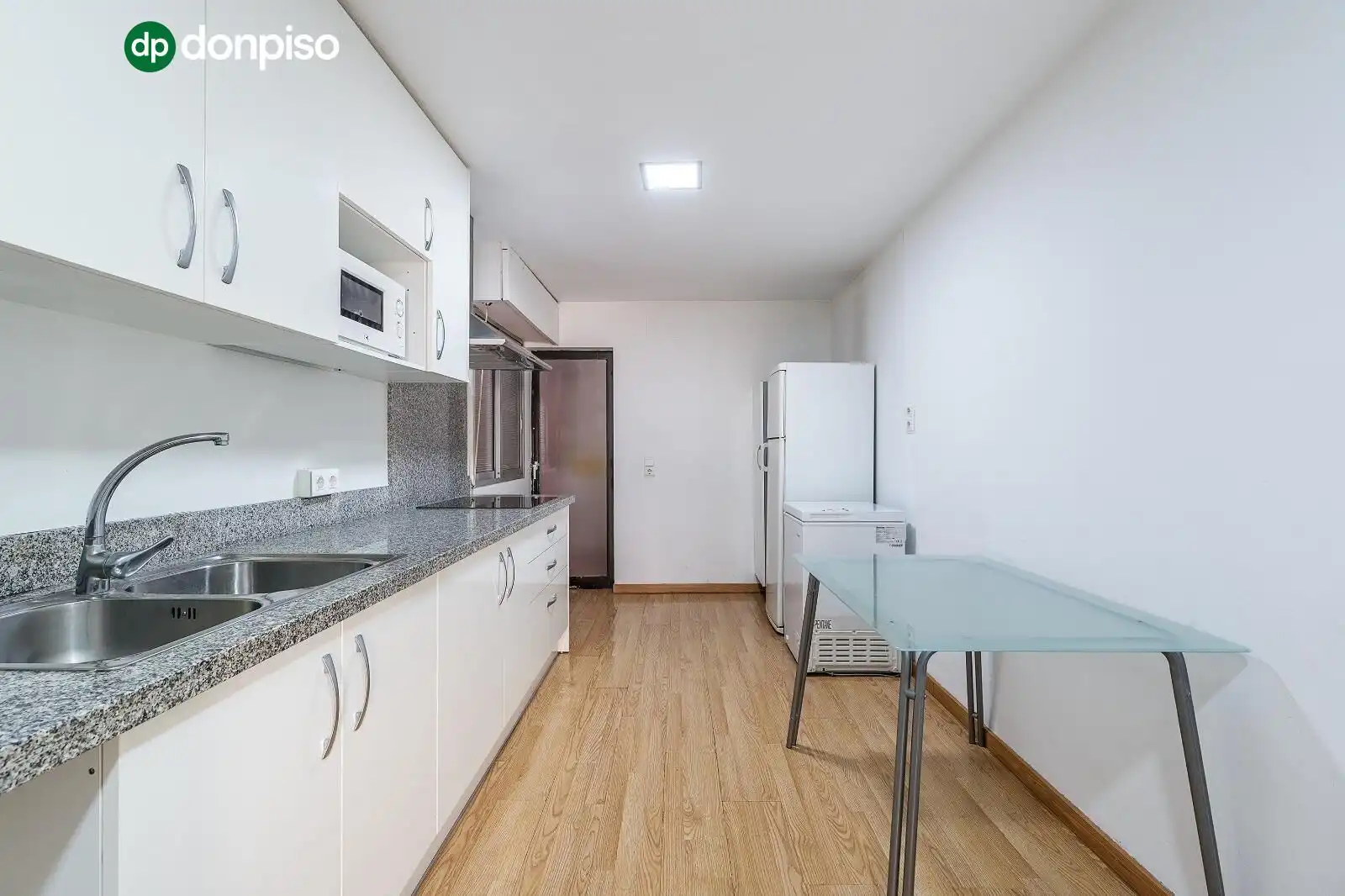 Cocina de Piso en venta en Granada