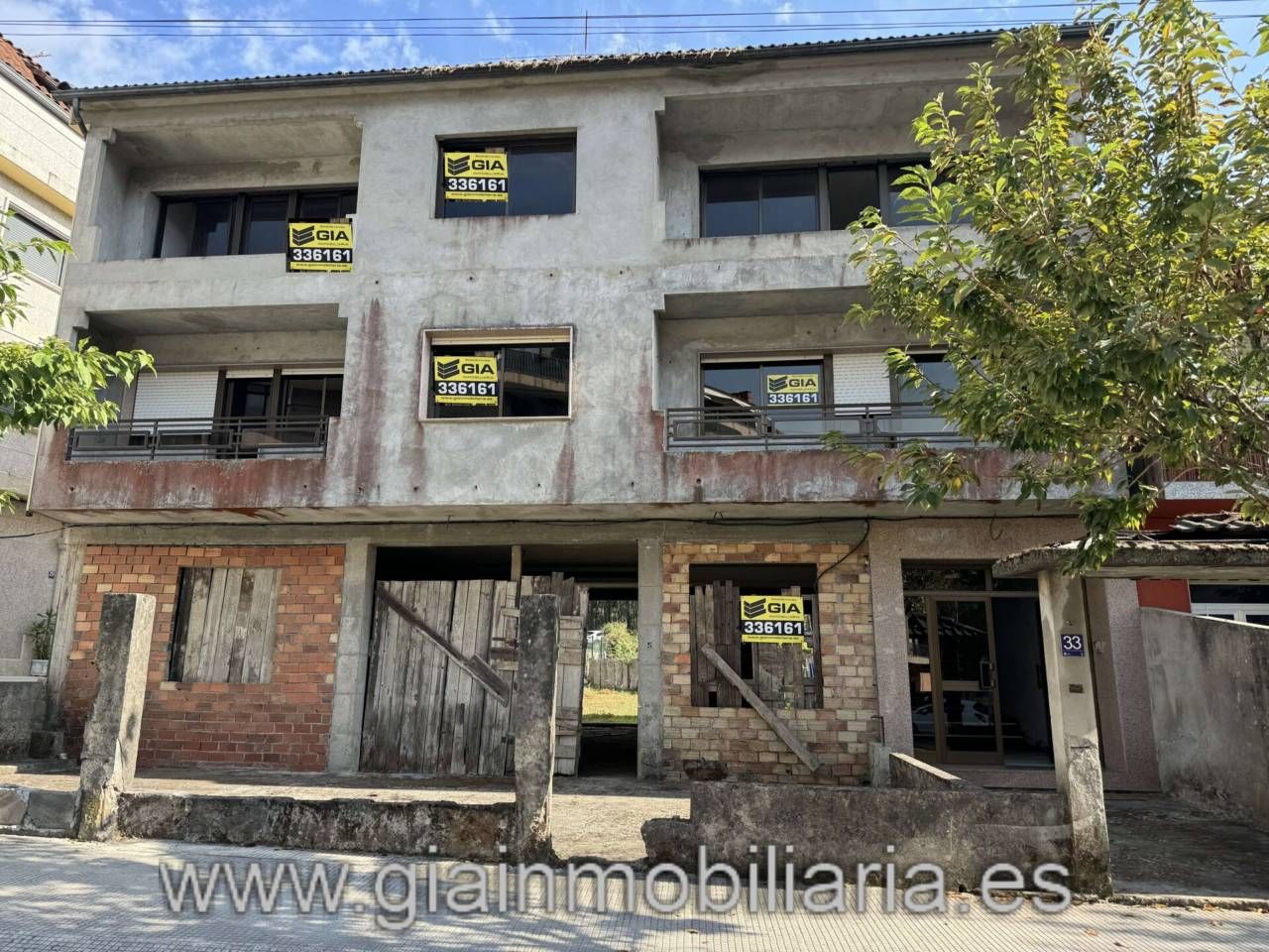 Vista exterior de Casa o xalet en venda en Salceda de Caselas amb Calefacció, Terrassa i Piscina