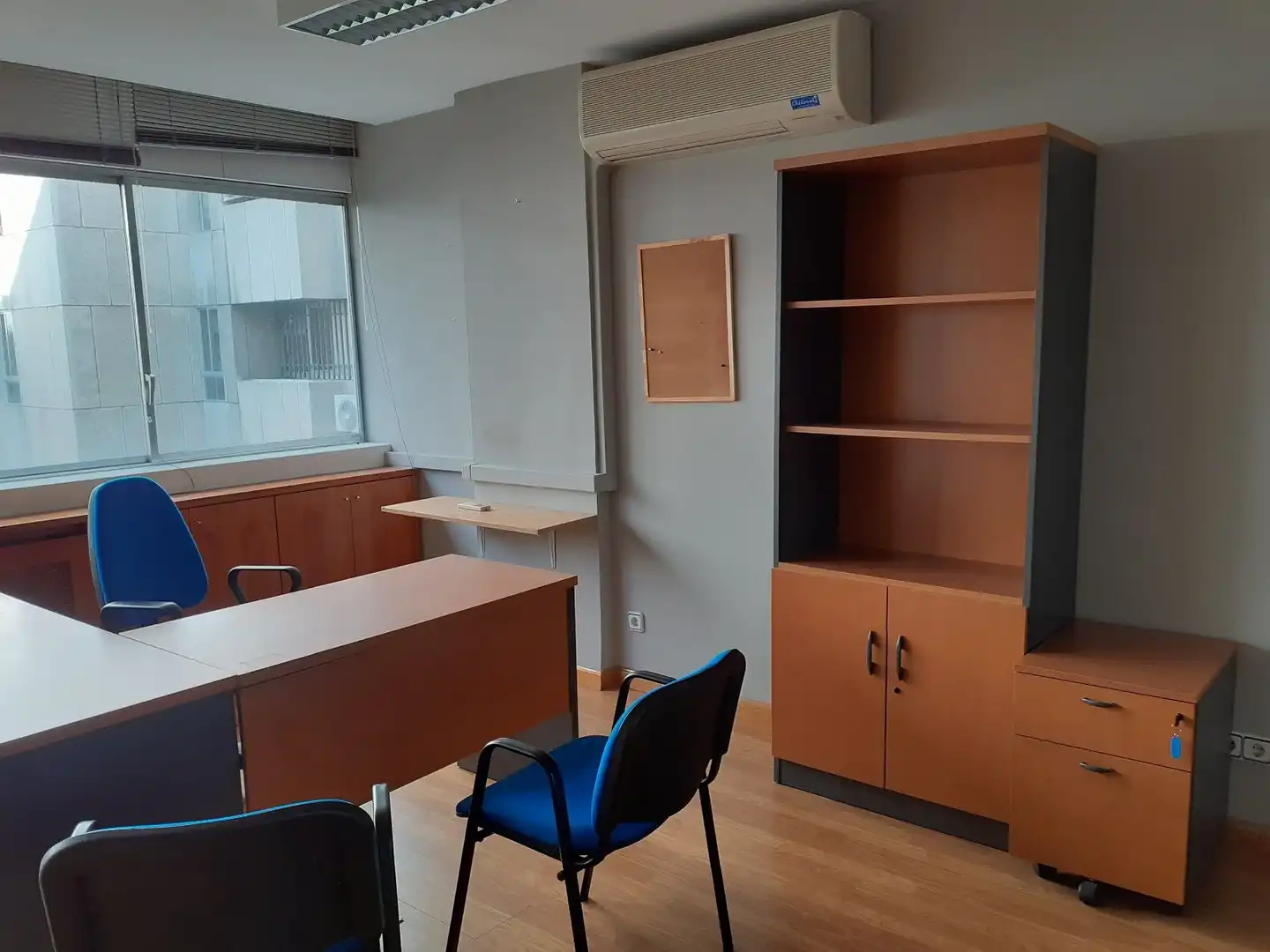 Büro zur Miete in Casco Antiguo, imagen 10