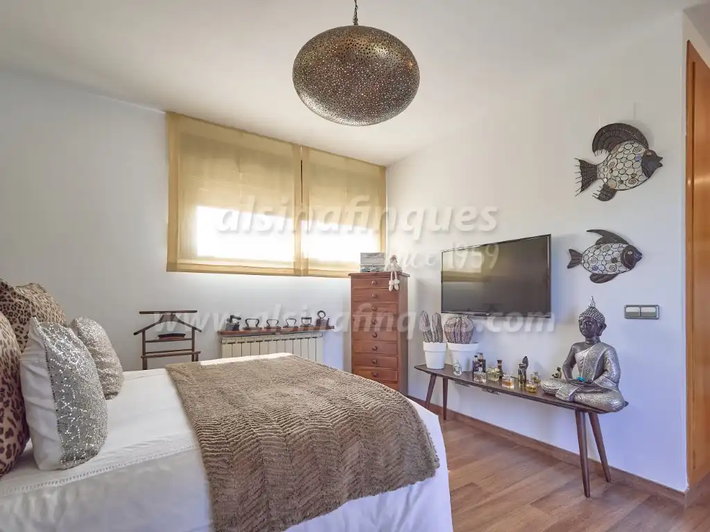 Dormitori de Casa o xalet en venda en Lloret de Mar amb Calefacció, Jardí privat i Terrassa