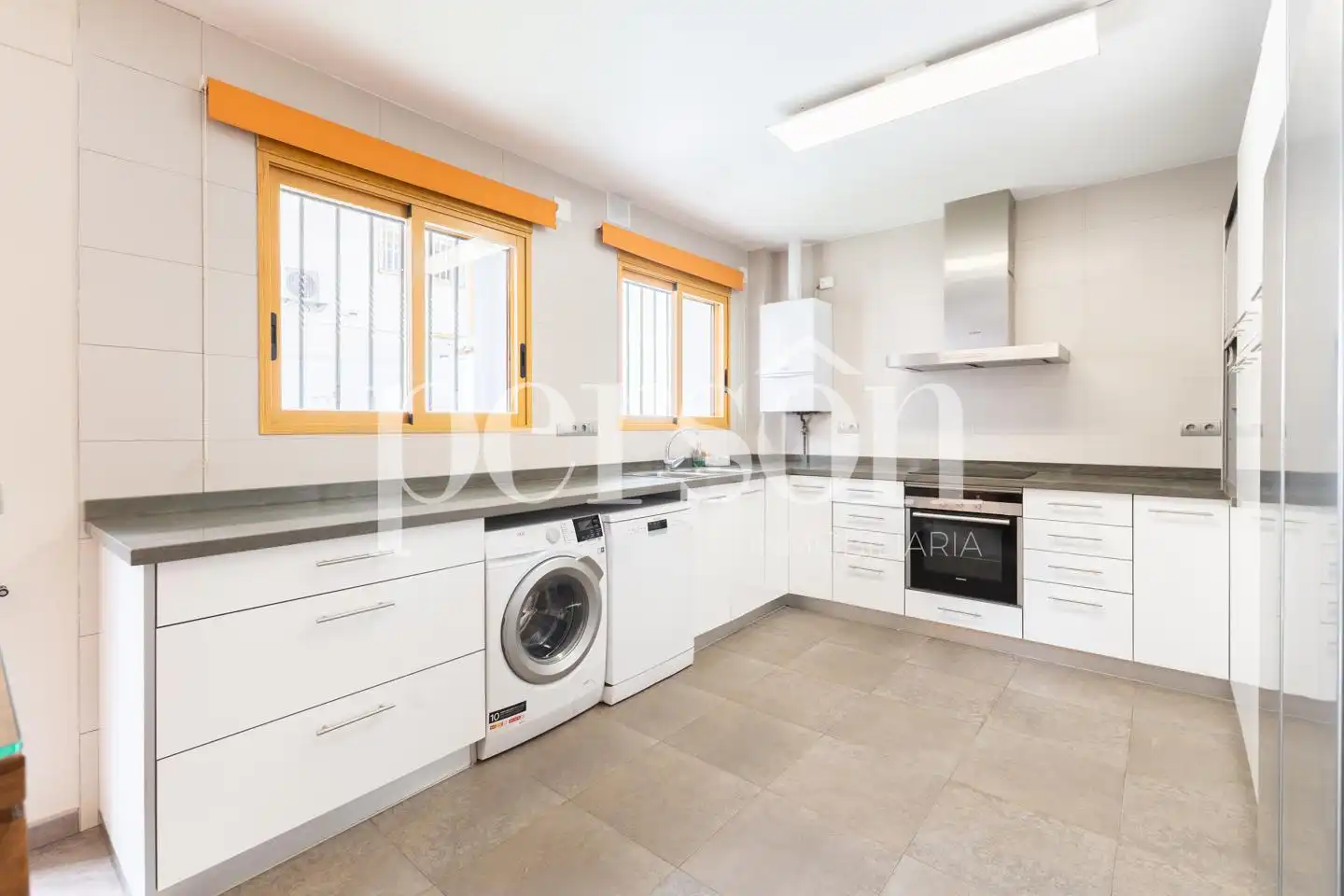 Flat with terrace to rent in Extramurs, imagen 9